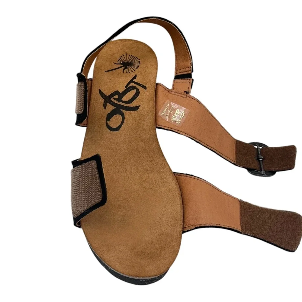 OTBT Peasant Women's Wedge Adjustable Suede Sandal Size 8.5 (Fits like 9) Black